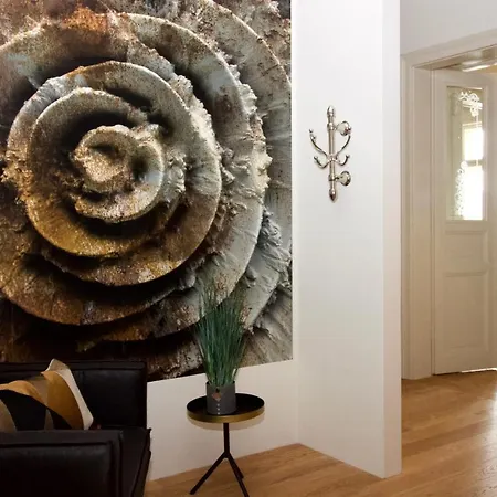 Unique Daire *