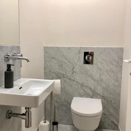 Unique Apartment *